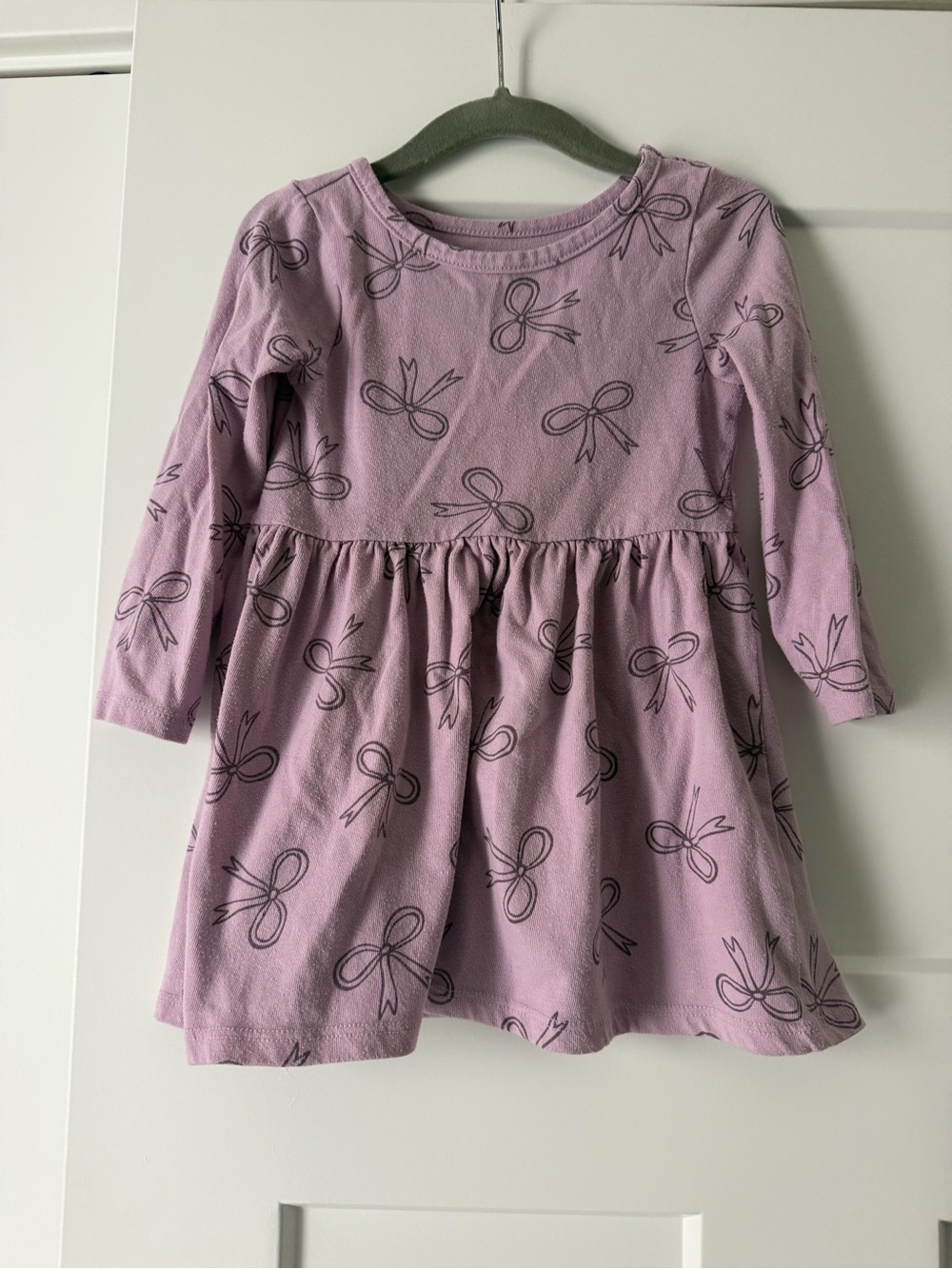 Cat & Jack Lavender Bow-Print Long Sleeve Dress